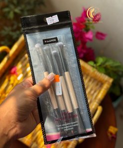 MAANGE Pro Makeup Brush Set - Chic and High-Quality Eye Makeup Brushes