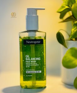 Neutrogena Oil Balancing Face Wash (Lime & Aloe Vera) 200ml