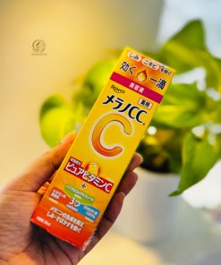 Rohto Melano CC Vitamin C Essence (Anti-Spot Essence) 20ml